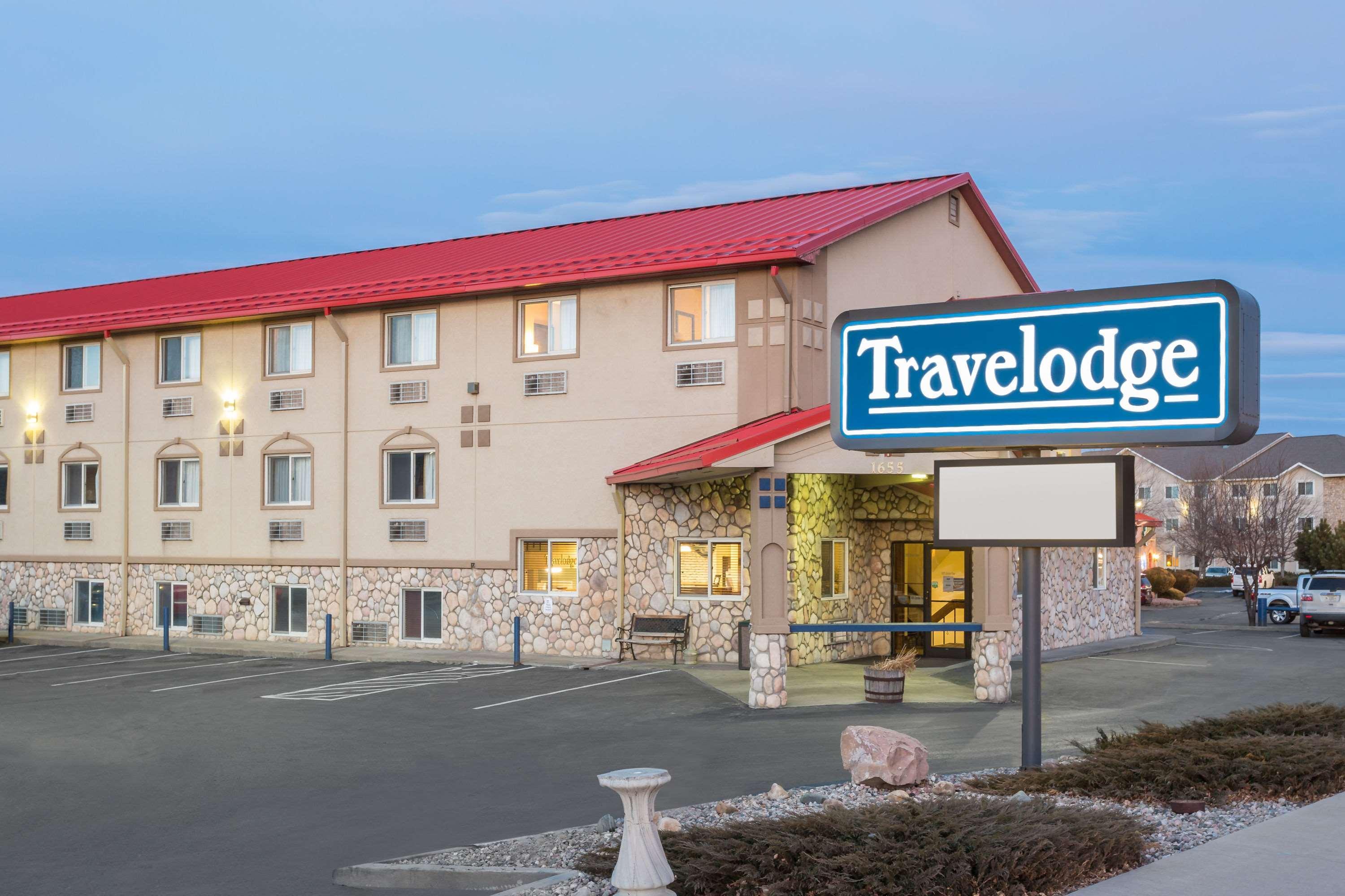 Travelodge By Wyndham Loveland/Fort Collins Area Exterior photo